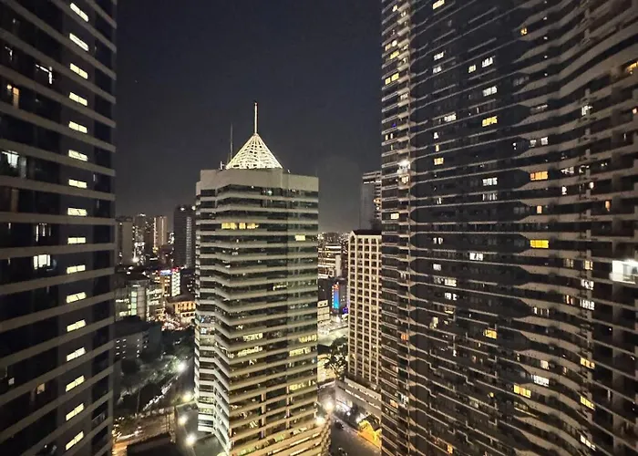 Entire In Makati Center With Fast Wifi Apartment