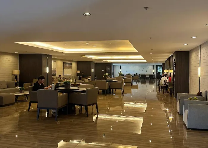 Entire In Makati Center With Fast Wifi Manila